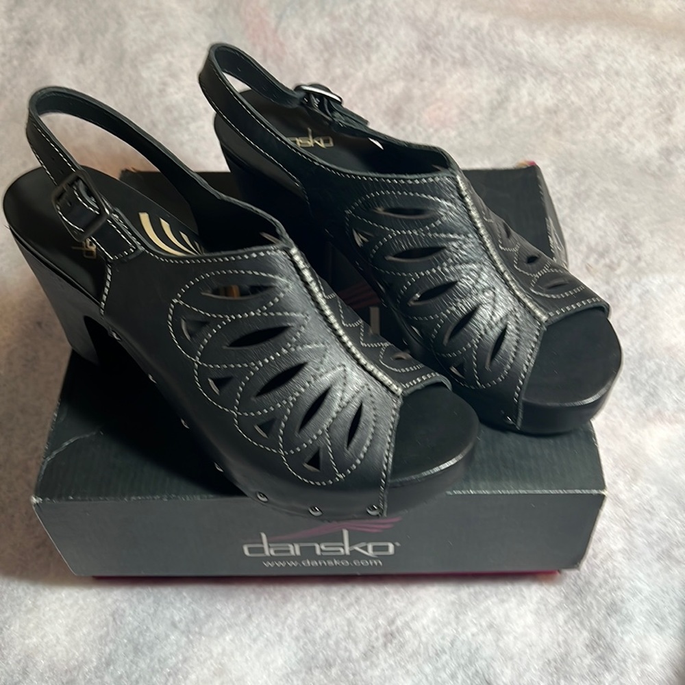 Dansko Rowena Sandal NIB